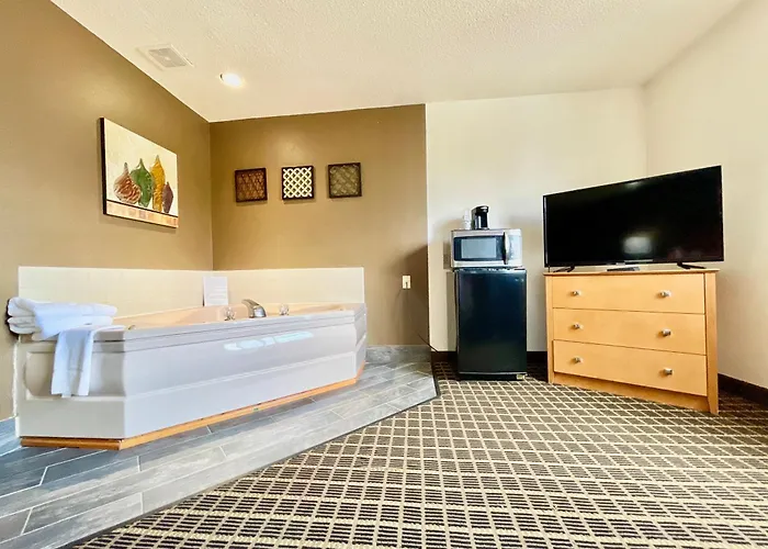 Econo Lodge *